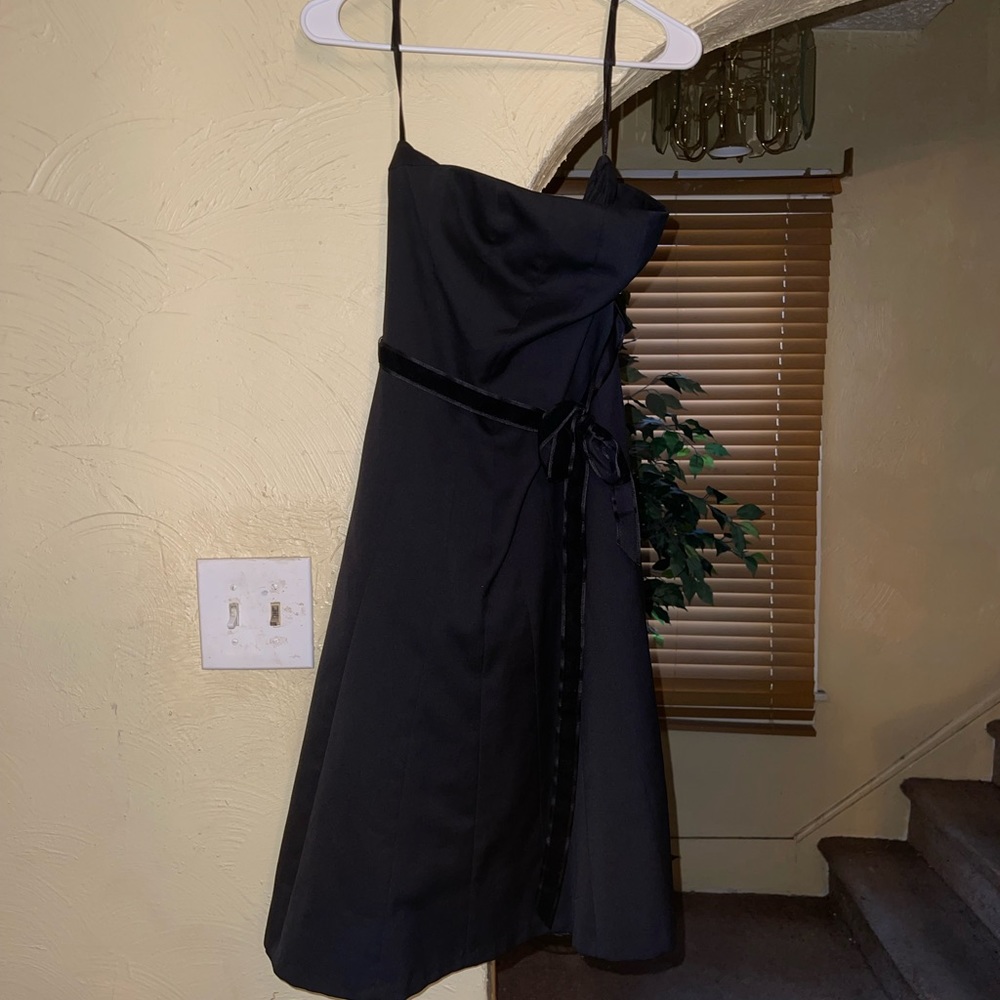 Flow black elegant dress - Picture 1 of 2